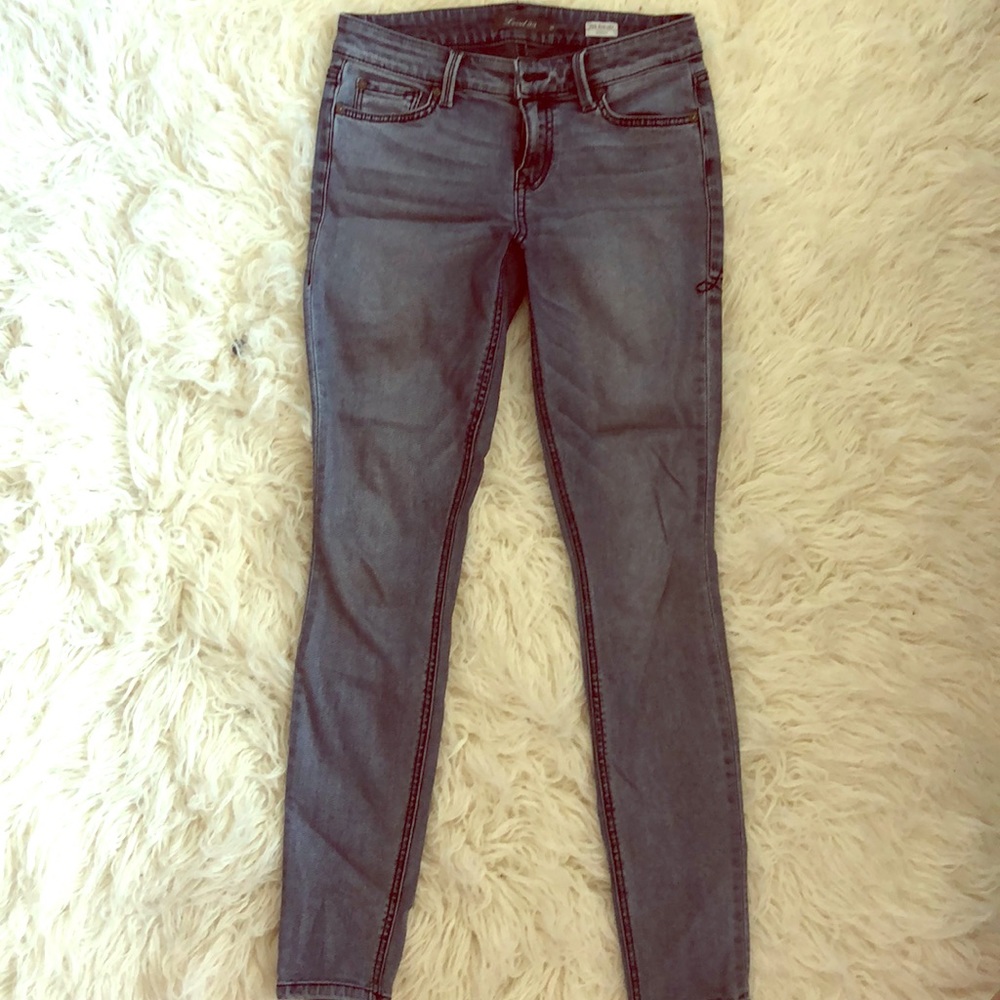 Level 99 jeans, size 26, medium wash